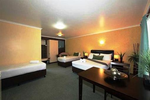 фото отеля Alexandra Inn
