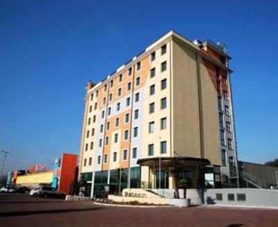 фото отеля Vercelli Palace Hotel