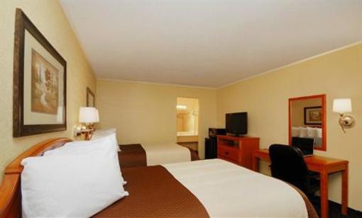 фото отеля Best Western Inn Center