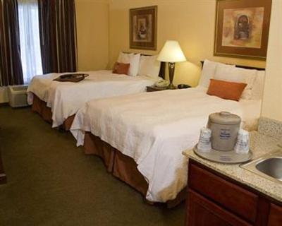 фото отеля Hampton Inn & Suites Denton