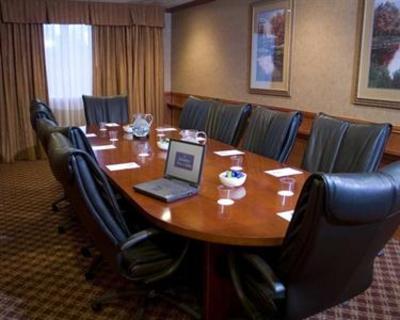 фото отеля Hampton Inn & Suites Denton