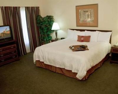 фото отеля Hampton Inn & Suites Denton