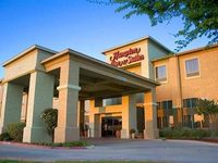 Hampton Inn & Suites Denton