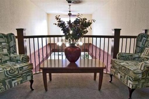 фото отеля Lakeview Inn & Suites Chetwynd