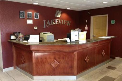 фото отеля Lakeview Inn & Suites Chetwynd