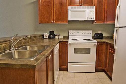 фото отеля Lakeview Inn & Suites Chetwynd