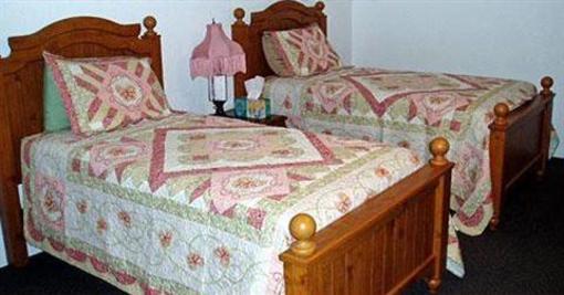 фото отеля Snuggle Inn