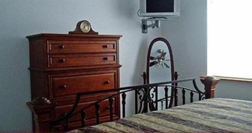 фото отеля Snuggle Inn