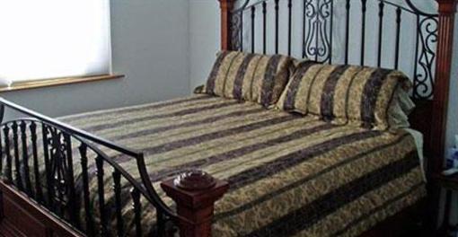 фото отеля Snuggle Inn