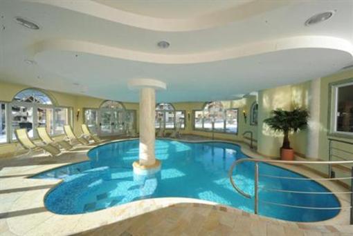 фото отеля Hotel Canada Pinzolo