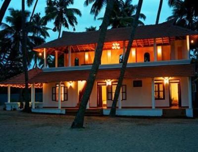 фото отеля Pozhiyoram Beach Resort