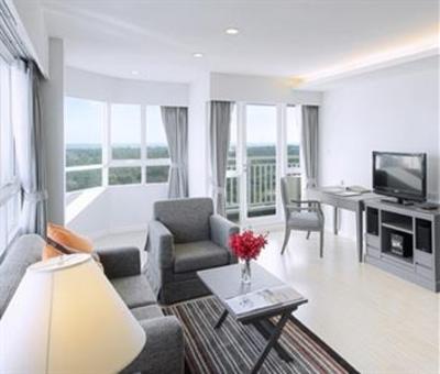 фото отеля Classic Kameo Hotel & Serviced Apartments Rayong
