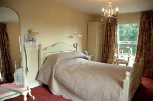 фото отеля The Vines Hotel Black Bourton Bampton