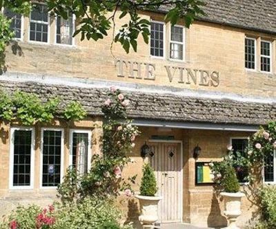 фото отеля The Vines Hotel Black Bourton Bampton