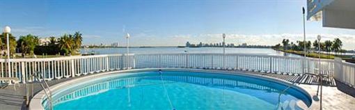 фото отеля White House Inn on The Bay