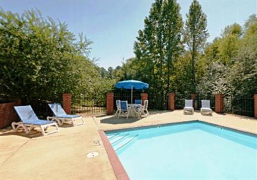 фото отеля Americas Best Value Parkway Inn