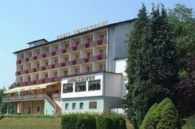 фото отеля Hotel Ambassador Pörtschach am Wörthersee