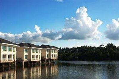 фото отеля Lakefront Golf Club and Resort