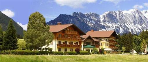 фото отеля Landhotel Hauserl im Wald