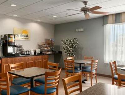 фото отеля Days Inn Evans Mills Fort Drum