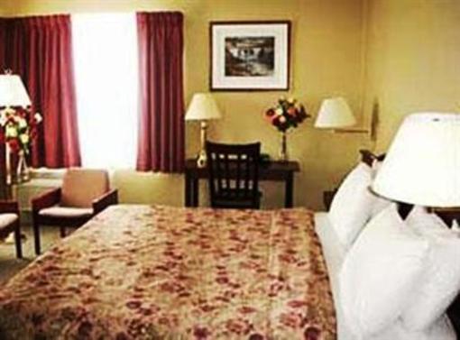 фото отеля Econo Lodge Boischatel