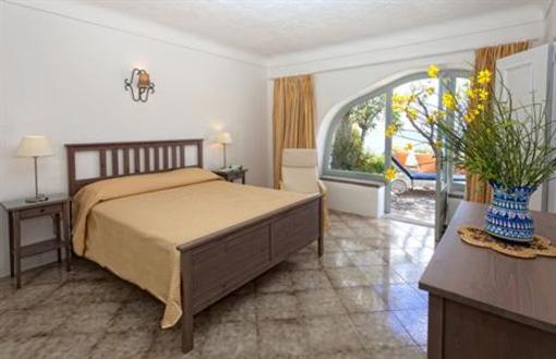 фото отеля Costa Capitano Resort