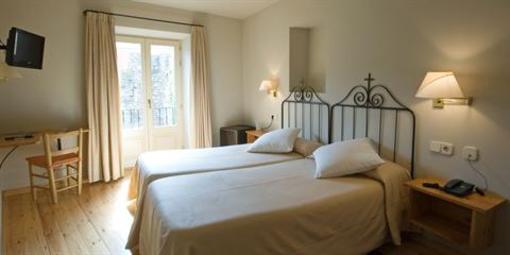 фото отеля Hostal de La Font