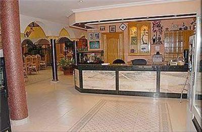 фото отеля Hostal El Cruce Paracuellos de Jarama
