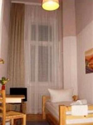 фото отеля Hotel Pension Elegia Berlin