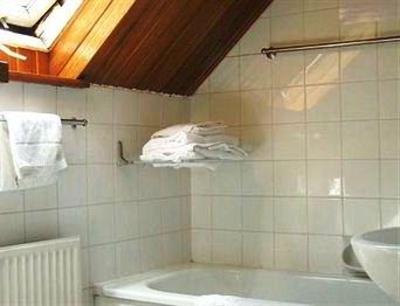 фото отеля Brockenhurst Hotel Ascot