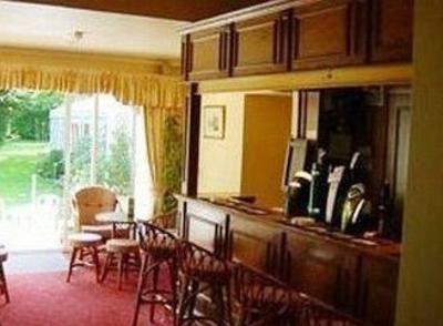 фото отеля Brockenhurst Hotel Ascot