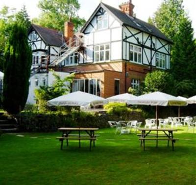 фото отеля Brockenhurst Hotel Ascot