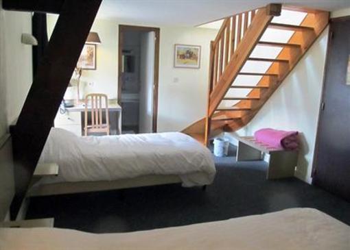 фото отеля Hotel La Quebecoise Le Bas Frene