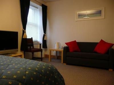 фото отеля The Crown Hotel  Lockerbie