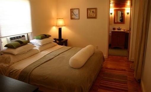 фото отеля Everglades International Hostel