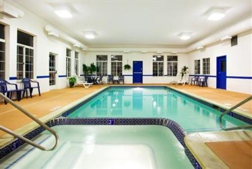 фото отеля Holiday Inn Express Hotel & Suites Acme