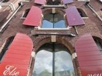 A & A Shortstay Apartment