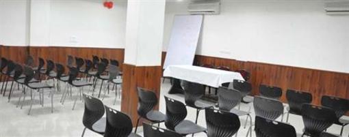 фото отеля Hotel Landmark Jaipur
