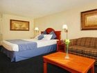 фото отеля Howard Johnson Inn & Suites Hobby Airport