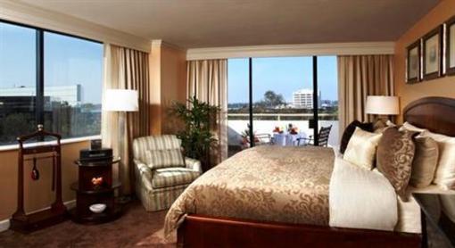 фото отеля Fairmont Newport Beach