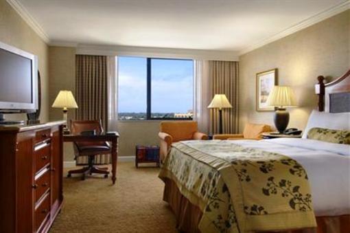фото отеля Fairmont Newport Beach