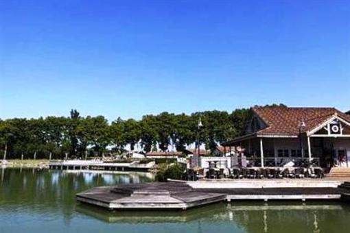 фото отеля Residence Pierre & Vacances Le Hameau du Lac Marciac