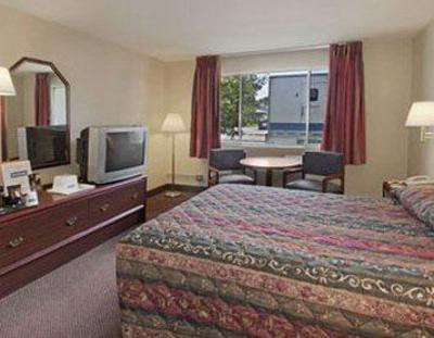 фото отеля Travelodge Terre Haute