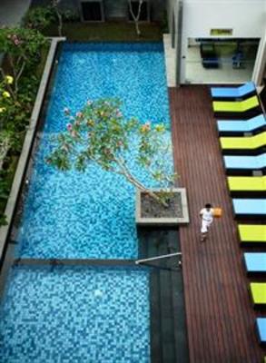 фото отеля Hotel Santika Mataram