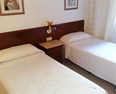 фото отеля Hostal Lleida Barcelona