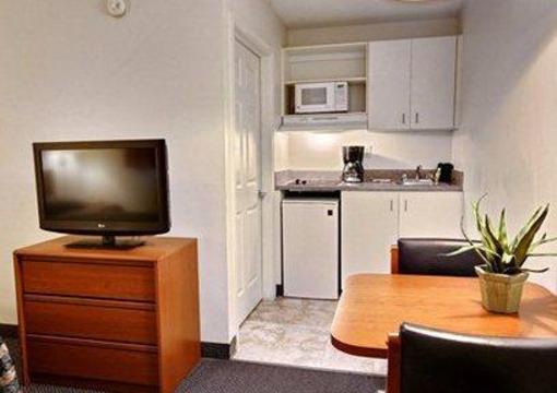 фото отеля Suburban Extended Stay Hotel of Biloxi - D'Iberville