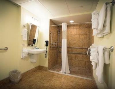 фото отеля Oceanfront Inn Virginia Beach