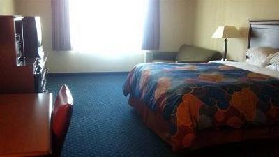 фото отеля Country Inn & Suites South Fredericksburg
