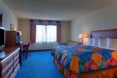 фото отеля Country Inn & Suites South Fredericksburg