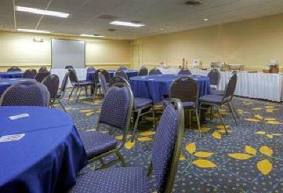фото отеля Country Inn & Suites South Fredericksburg